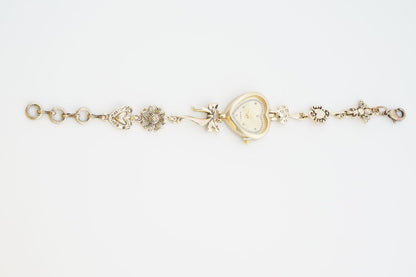 Goldiluxx Retro Heart-shaped Bracelet Watch With A Golden Bow And Flower Design A Stylish Womens Timepiece