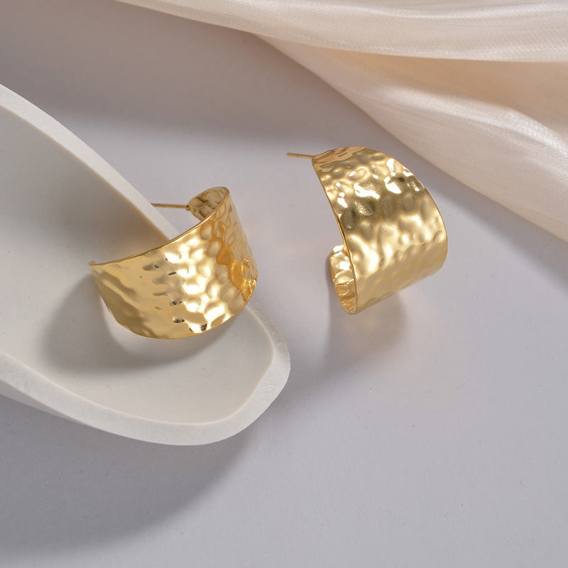 Goldiluxx C-Shaped Irregular Pleated Earrings Women's Retro