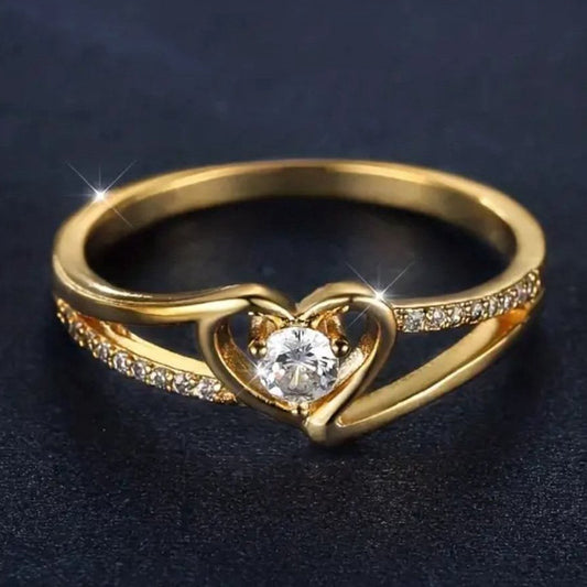 Goldiluxx Womens Heart-Shaped Diamond Ring With Gold And Cubic Zirconia Setting