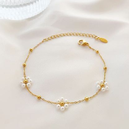 Goldiluxx Minimalist Niche-style Loose-flower Pearl Necklace