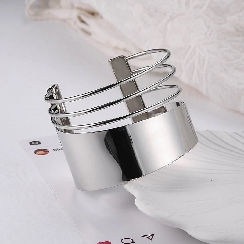 Goldiluxx Alloy Gold Plated Silver Plated Hip-Hop Classic Style Streetwear Plating Hollow Out Inlay Animal Crystal Pearls Zircon Wristband Bangle