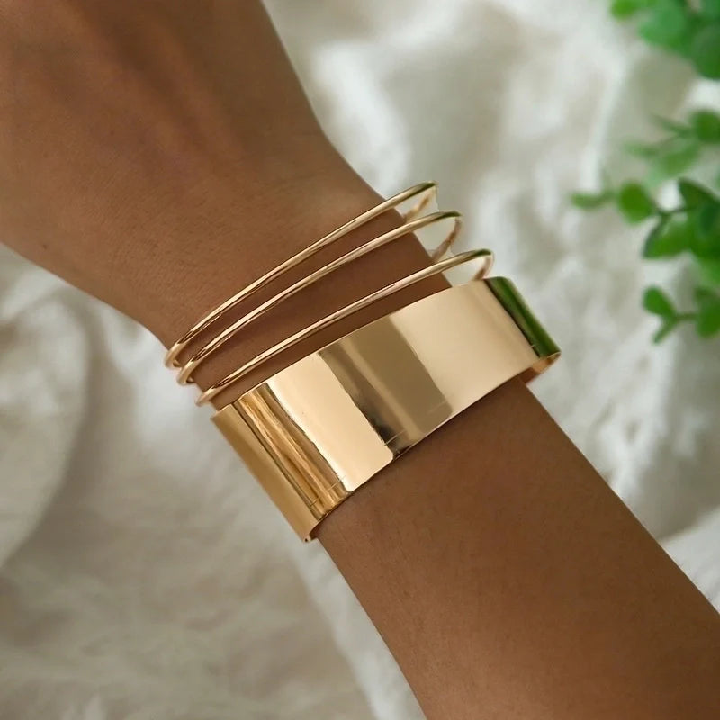 Goldiluxx Alloy Gold Plated Silver Plated Hip-Hop Classic Style Streetwear Plating Hollow Out Inlay Animal Crystal Pearls Zircon Wristband Bangle