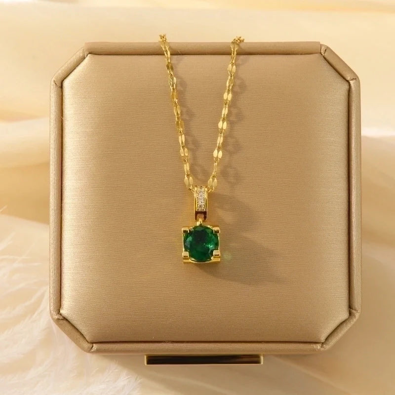 Goldiluxx Lady Heart Shape Flower Titanium Steel Plating Inlay Zircon Gold Plated Pendant Necklace