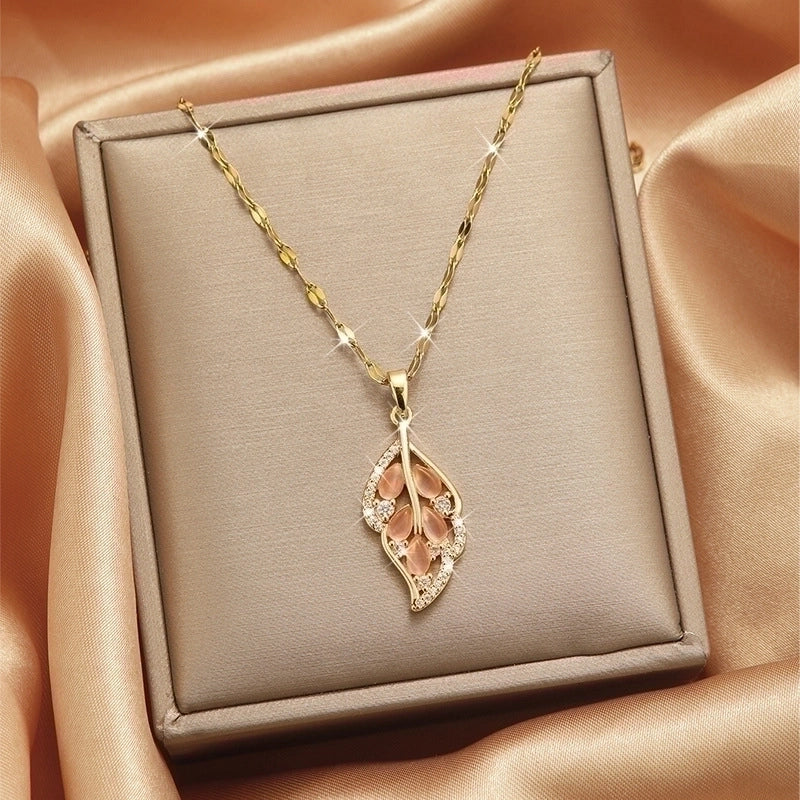 Goldiluxx Lady Heart Shape Flower Titanium Steel Plating Inlay Zircon Gold Plated Pendant Necklace