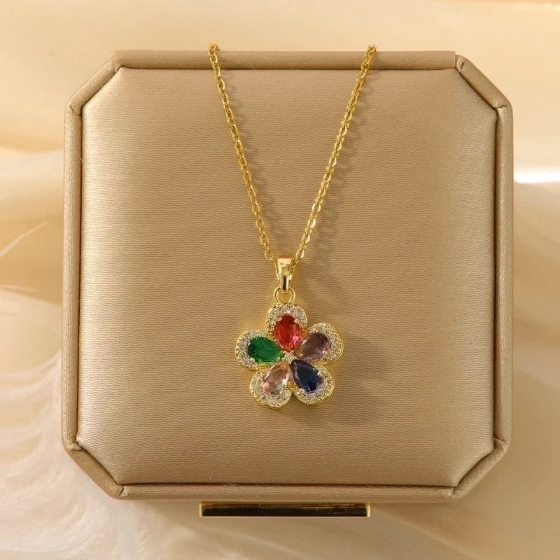 Goldiluxx Lady Heart Shape Flower Titanium Steel Plating Inlay Zircon Gold Plated Pendant Necklace