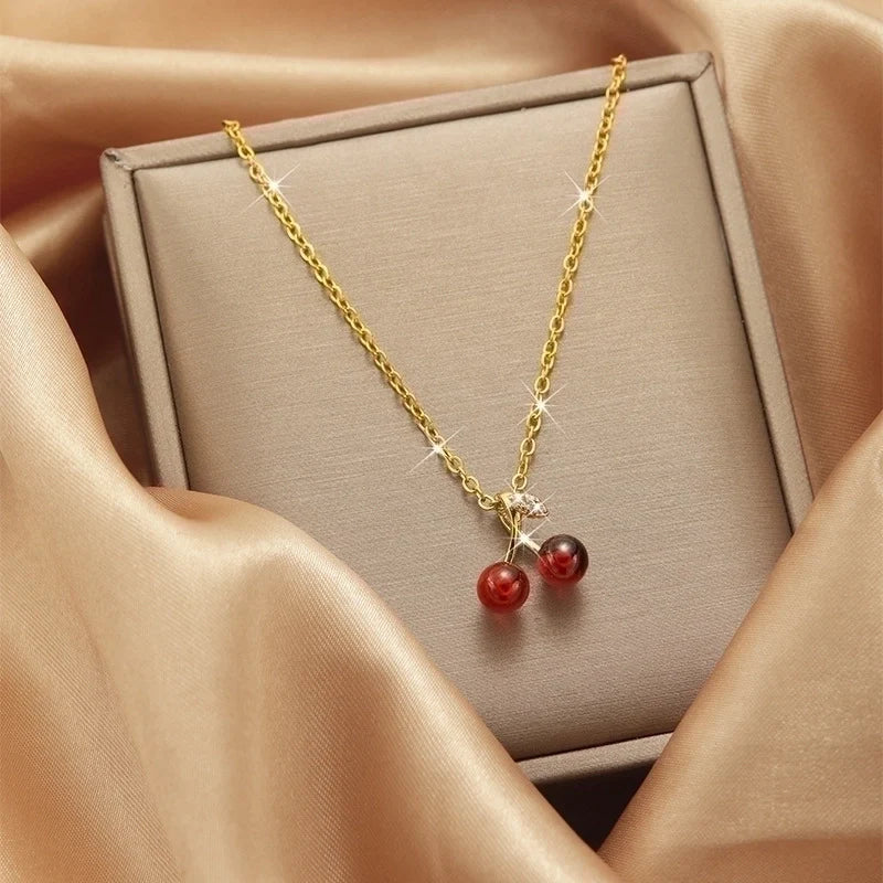 Goldiluxx Lady Heart Shape Flower Titanium Steel Plating Inlay Zircon Gold Plated Pendant Necklace