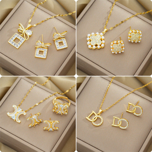 Goldiluxx Moderate Luxury Quadrilateral Geometric Heart Titanium Steel 18K Gold Plated Necklaces