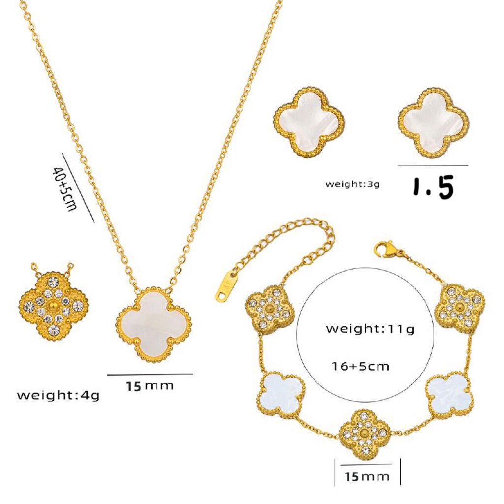 Goldiluxx Moderate Luxury Quadrilateral Geometric Heart Titanium Steel 18K Gold Plated Necklaces