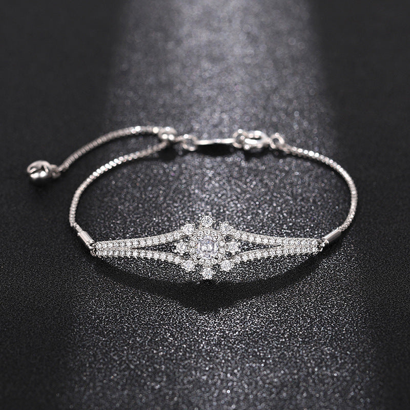 Goldiluxx Gentle Romantic Womens Snowflake Bracelet With A Sweet Chic Design And A Dazzling Eye-catching Finish